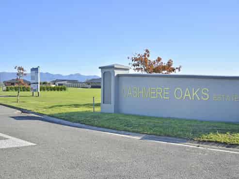  Cashmere Oaks Estate, SH2, Masterton
