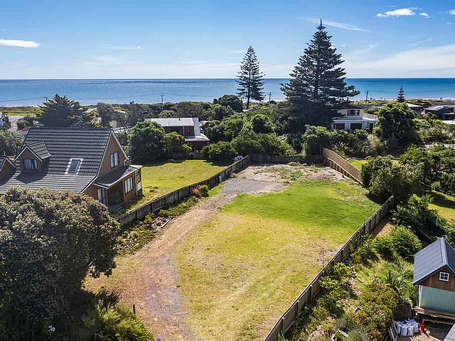 Otaki Beach Homes and Real Estate for Sale realestate.co.nz