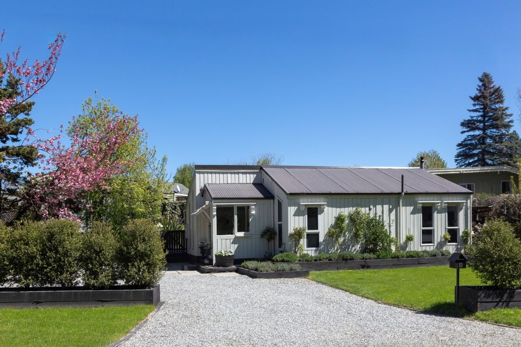 Property value 12 Norfolk Street, Arrowtown realestate.co.nz