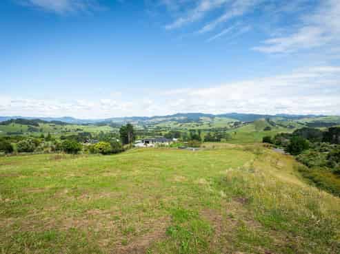 16 Poets Corner, Waihi