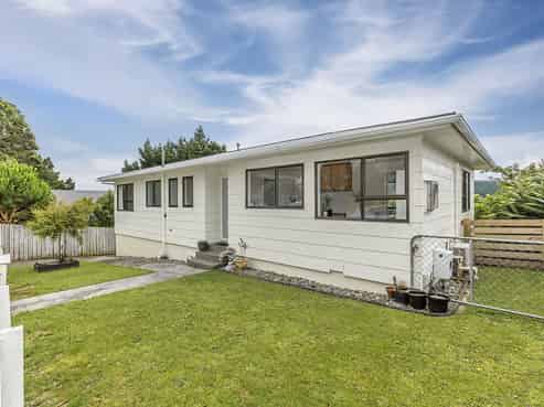 18 Tobago Crescent, Grenada North