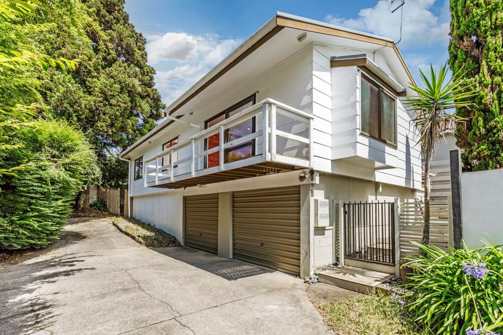 Property value 7B Rosalind Road, Glenfield realestate.co.nz