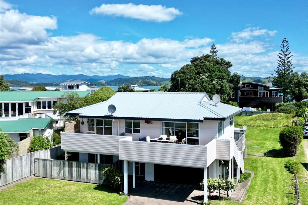 Property value 302 Ocean Road, Ohope realestate.co.nz