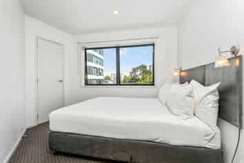 5A/6 St Martins Lane, Grafton
