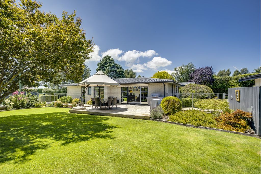 Property value 616 Saint Road, Havelock North realestate.co.nz