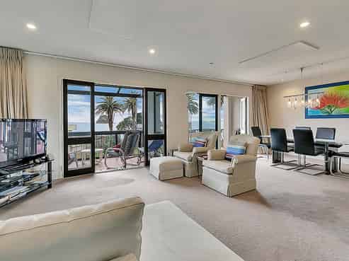 30/34 Waiwera Place, Waiwera