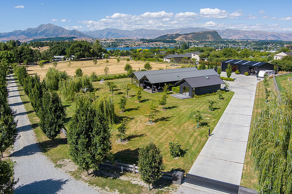 Property value 205A WanakaMount Aspiring Road, Wanaka realestate.co.nz