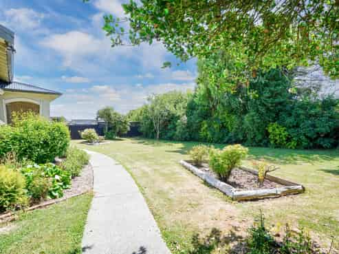 100 North Road, Prestonville