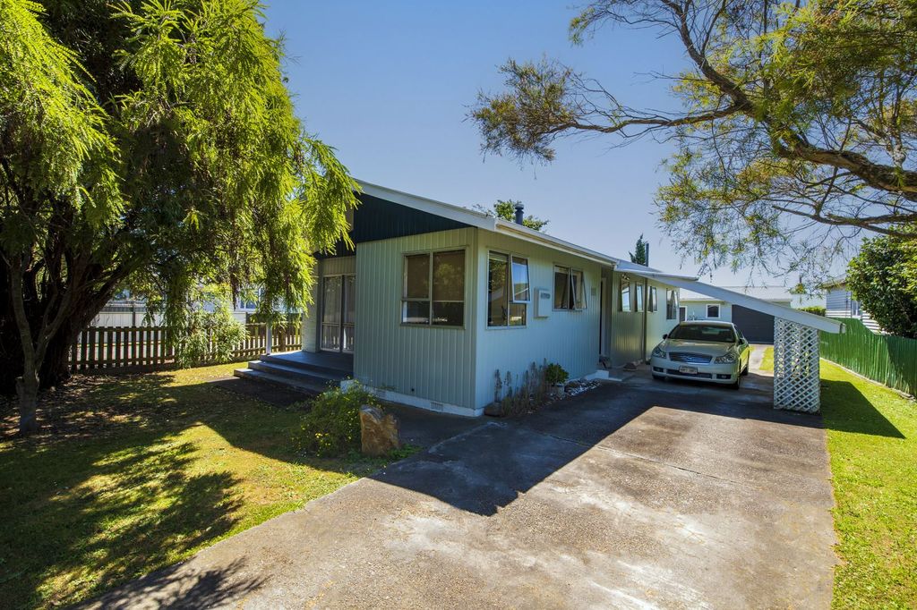 Property value 111 Main Highway, Otaki realestate.co.nz