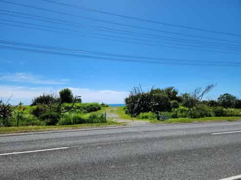 21B Main Road, Hector