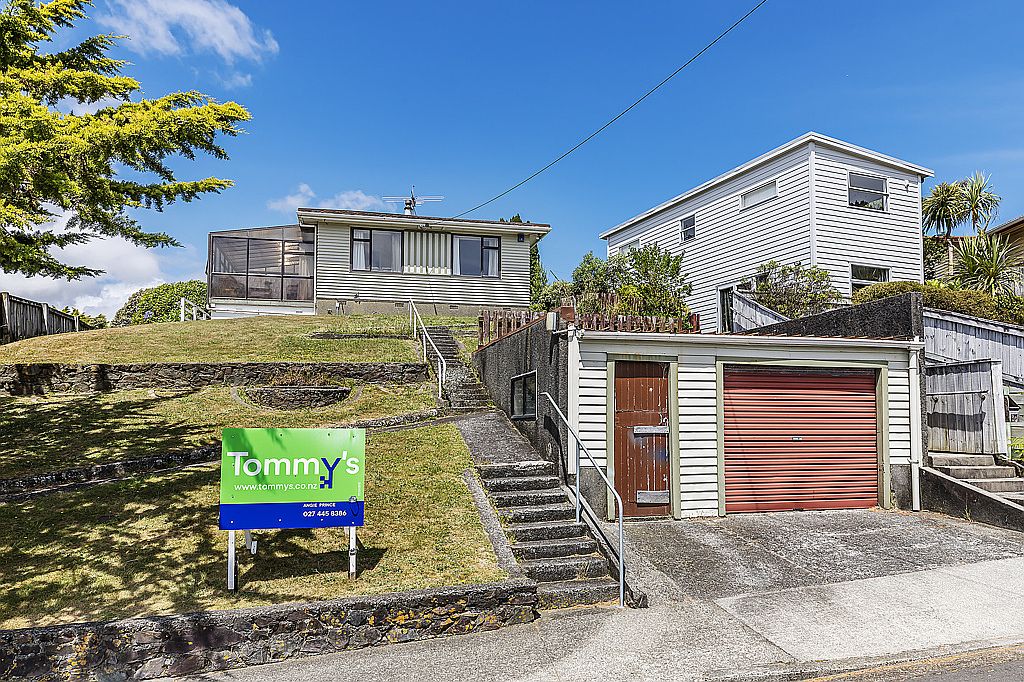 Property value 4 Hillary Street, Tawa realestate.co.nz
