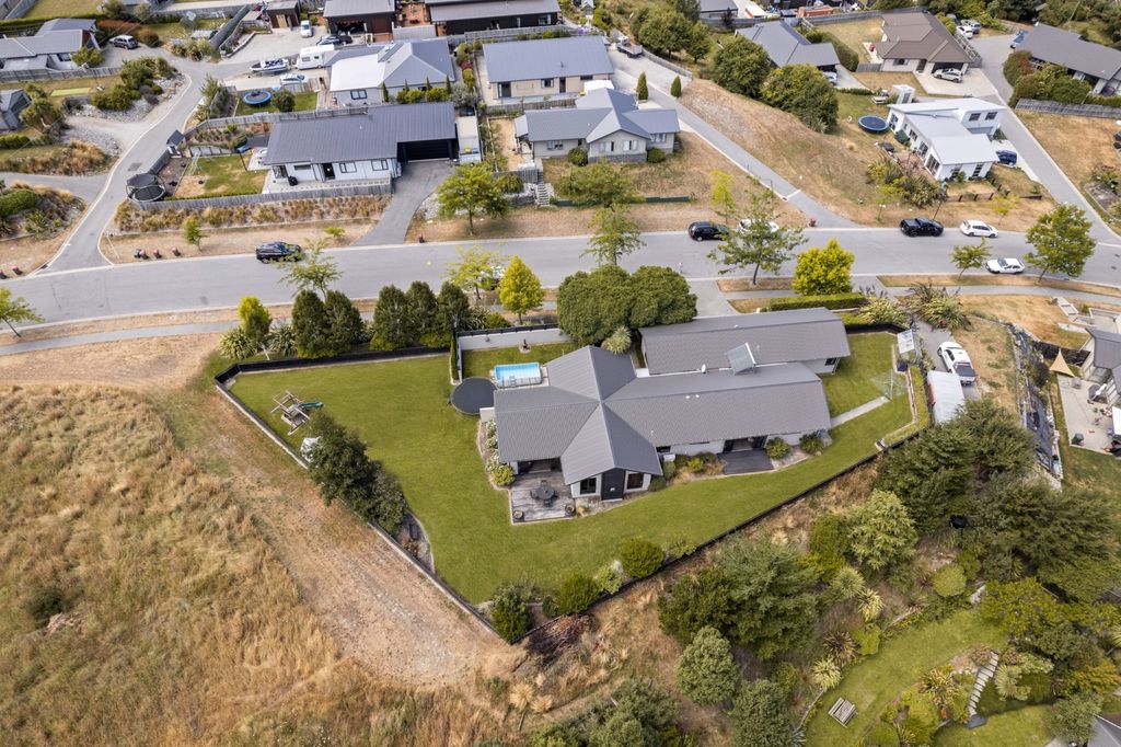 Property value 38 Rere Road, Lake Hayes Estate realestate.co.nz