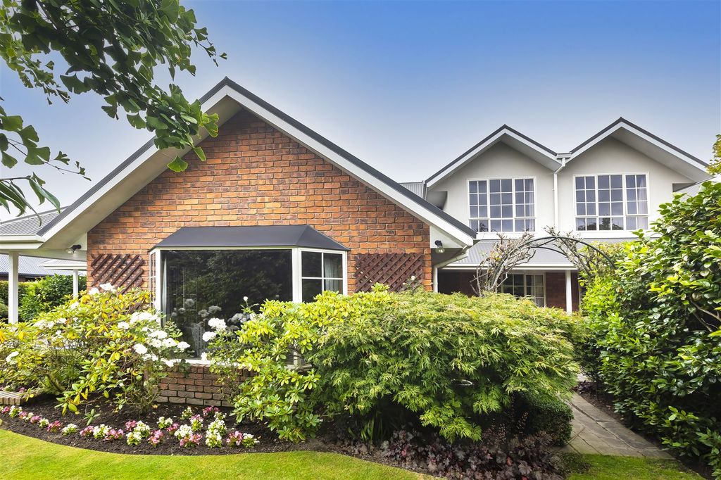 Property value 10 Tavistock Place, Russley realestate.co.nz