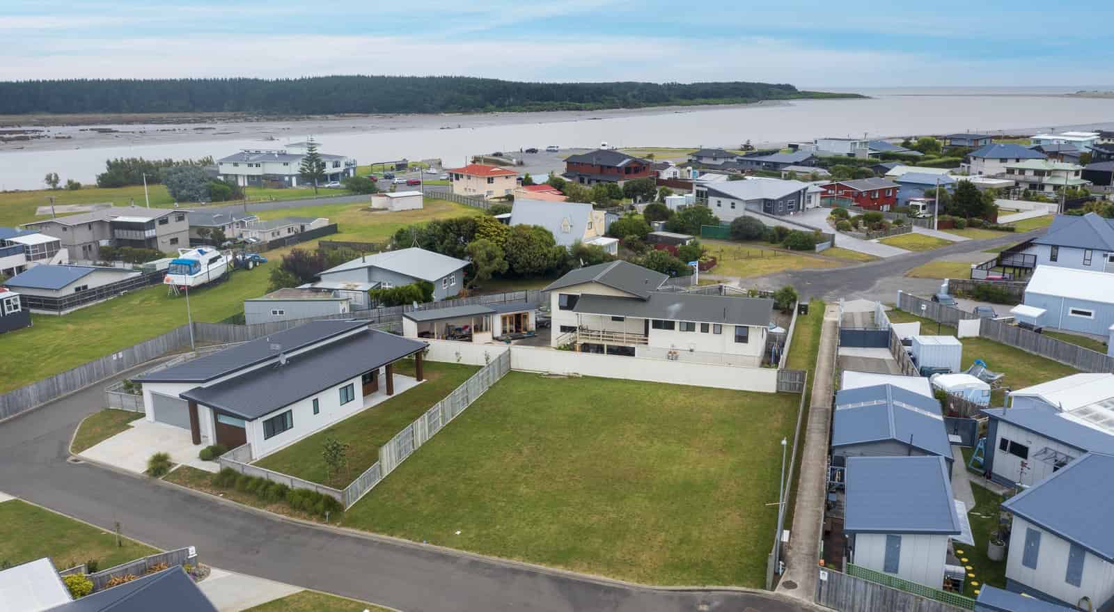 5 Snappers Lane, Foxton Beach, Horowhenua For Sale realestate.co.nz