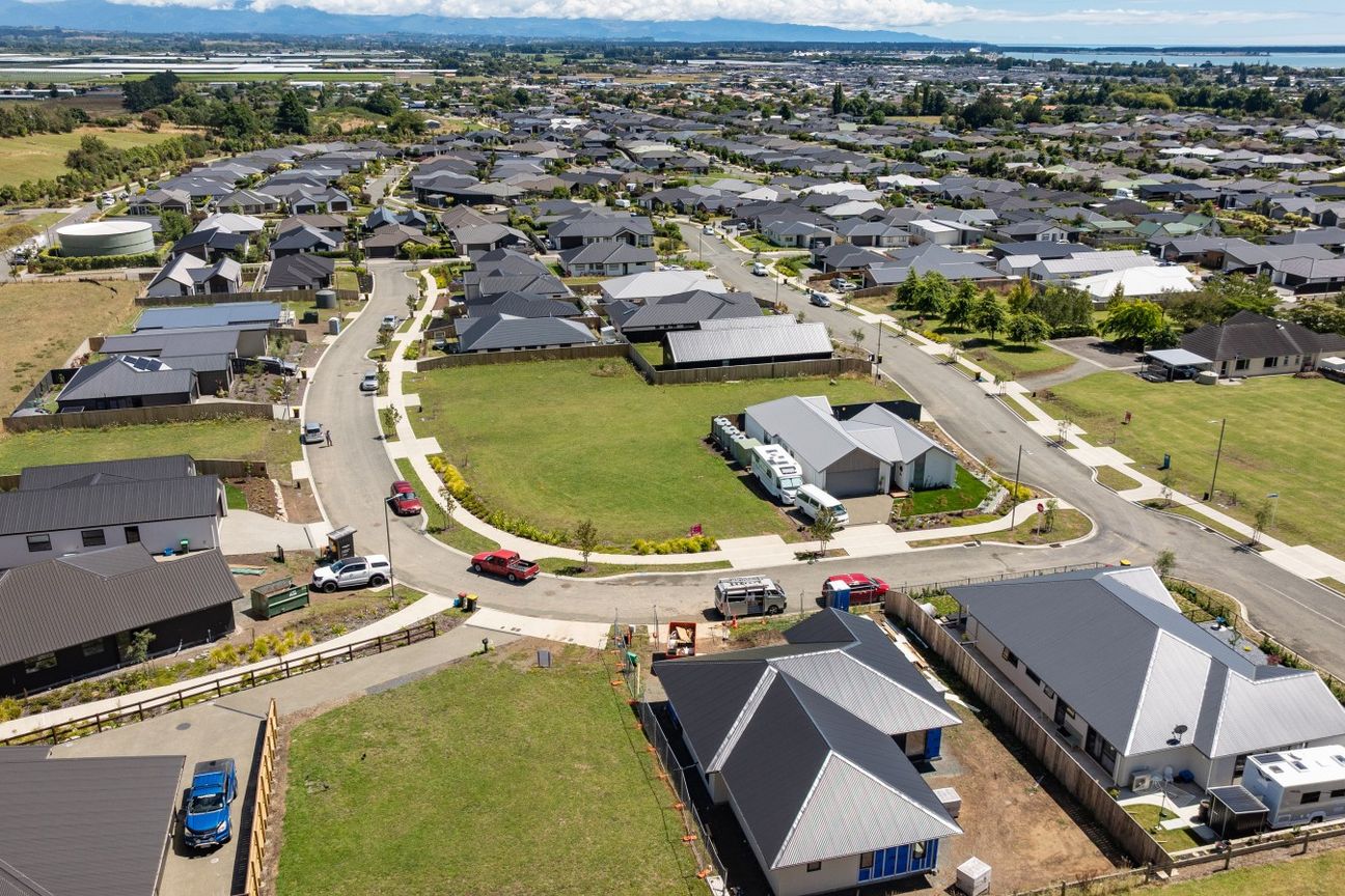 Belvedere Drive Extension - last 2 sections - Vista 5