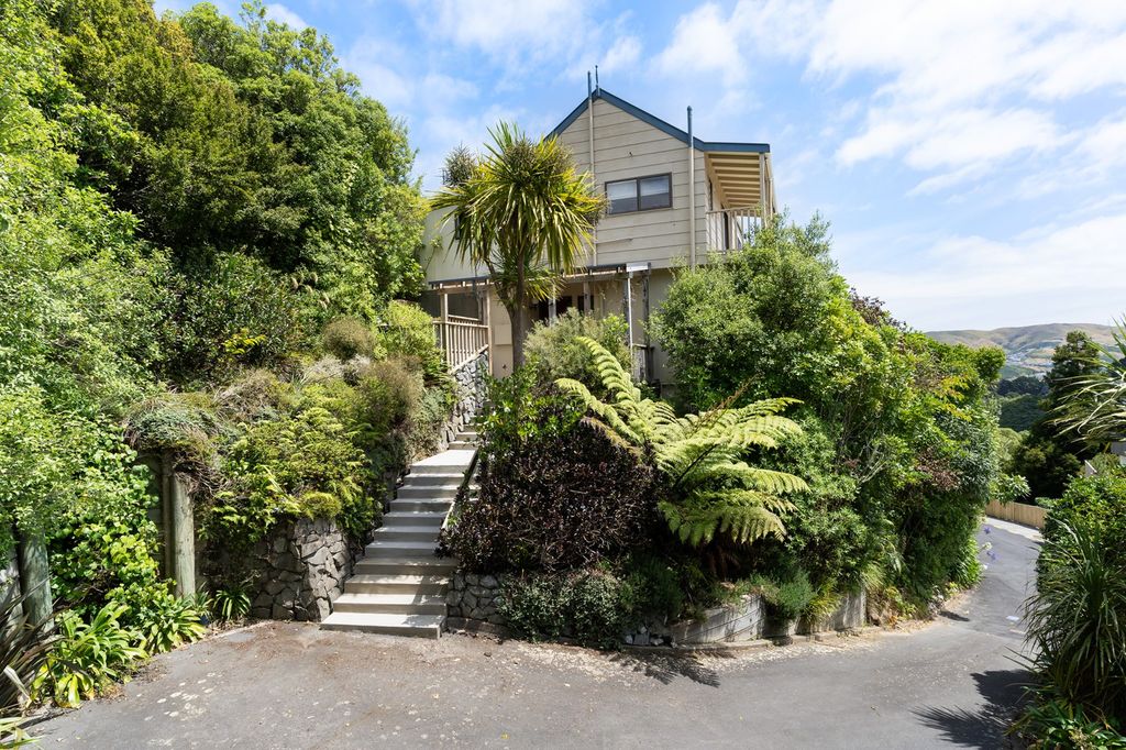 Property value 4 Bushland Grove, Paparangi realestate.co.nz