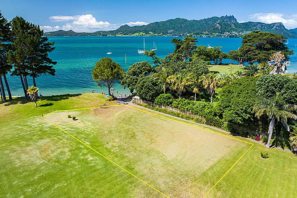 Property value 14 Aarts Place, One Tree Point realestate.co.nz