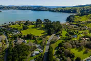 376 Grays Road, Pauatahanui