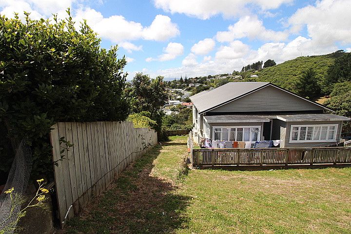 Property value 143 Sievers Grove, Cannons Creek realestate.co.nz