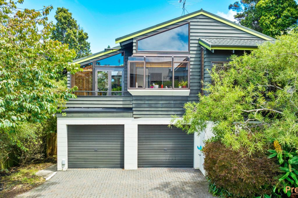 Property value 15 Portsea Place, Chatswood realestate.co.nz