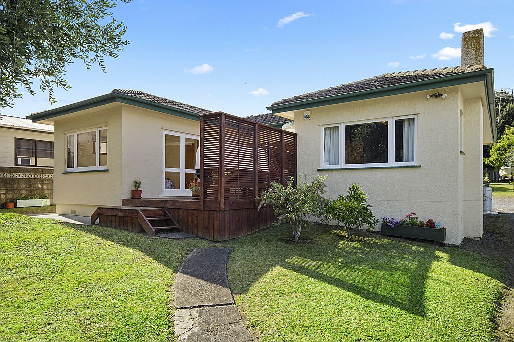 Property value 17 Howden Street, Waiuku realestate.co.nz