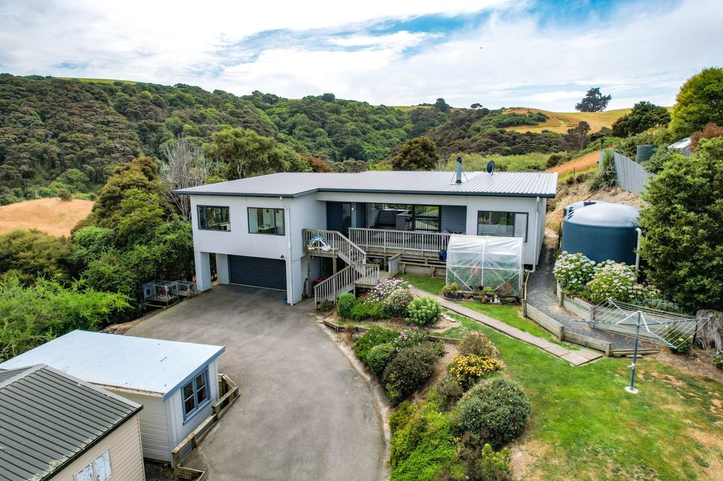 Sold 1420 Taieri Mouth Road, Taieri Mouth realestate.co.nz