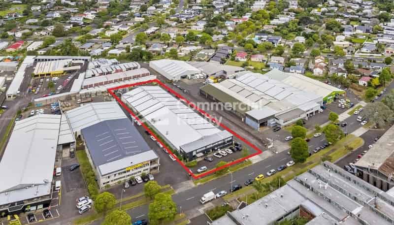 71 Felton Mathew Avenue, Saint Johns