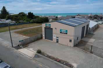 Commercial, Key Location