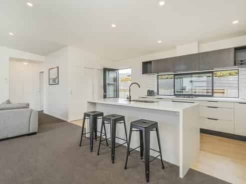 16 Navigation Drive, Cooks Beach