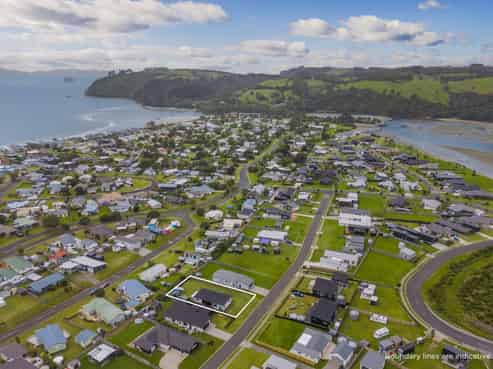 16 Navigation Drive, Cooks Beach
