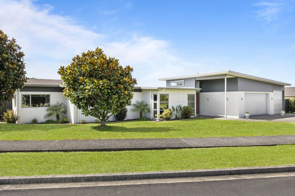 Property value 9 Columbia Crescent, Beachlands realestate.co.nz