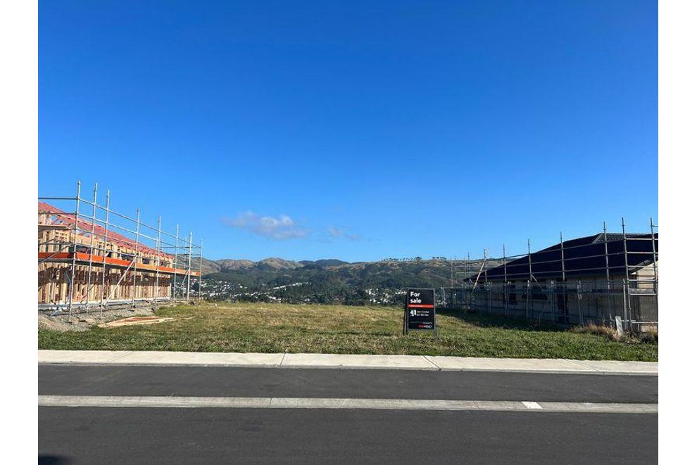 210 John Burke Drive, Aotea, Porirua City, Wellington For Sale