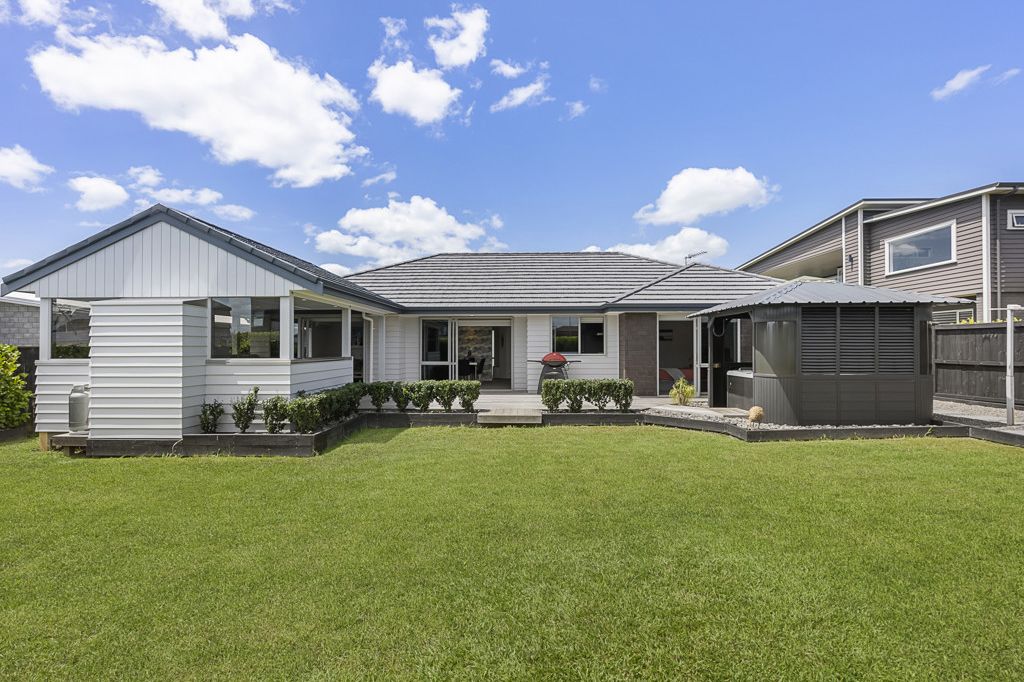 Property value 6 Defender Crescent, Beachlands realestate.co.nz