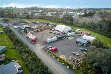 Various yard spaces available in Dairy Flat