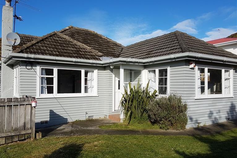 Property value 163 Broderick Road, Johnsonville realestate.co.nz