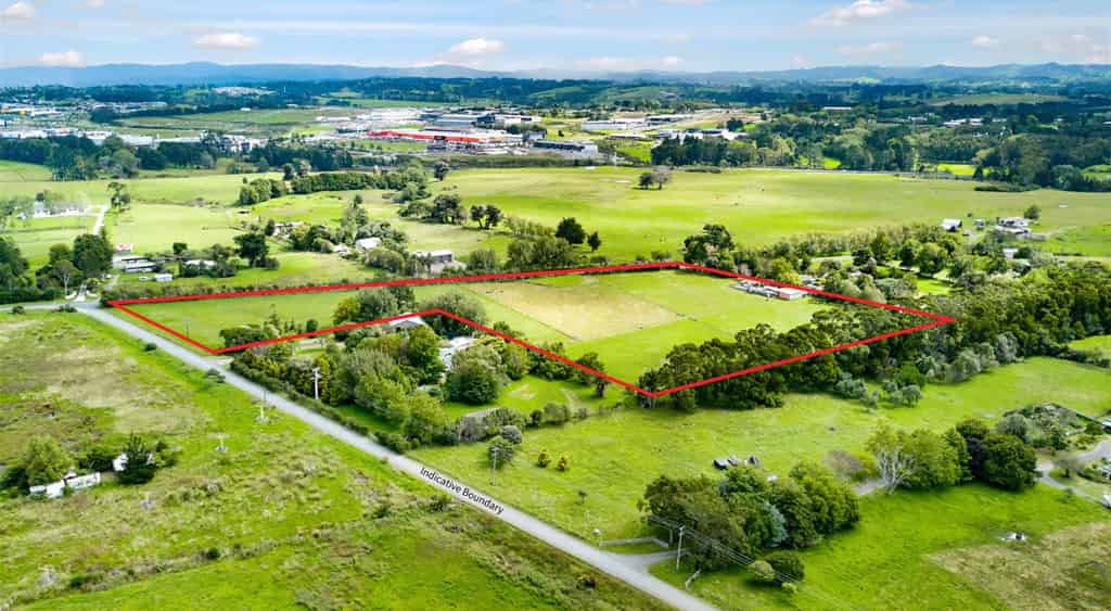 10 Spedding Road, Whenuapai, Waitakere City For Sale realestate.co.nz