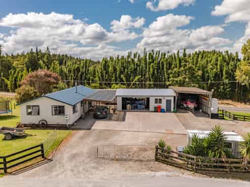 7067 State Highway 1, Pakaraka