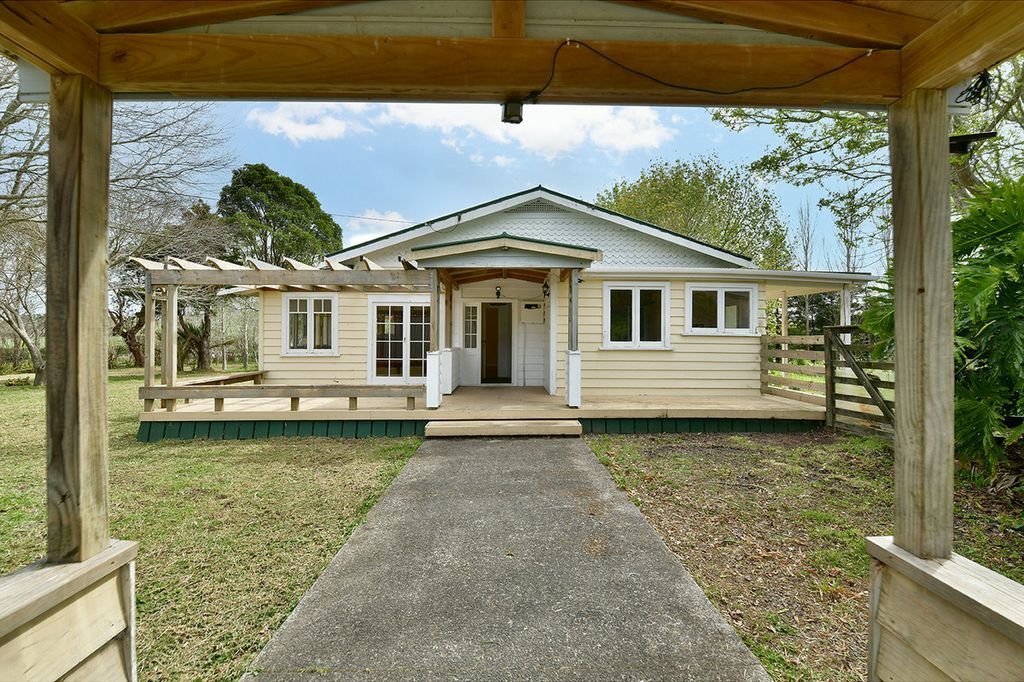 Property value 2882 Kaipara Coast Highway, Kaipara Flats realestate.co.nz