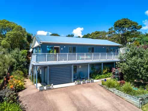 34 Wharf Road, Ostend