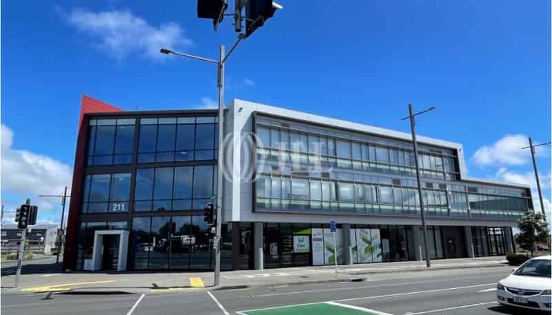 211 Ormiston Road, Flat Bush