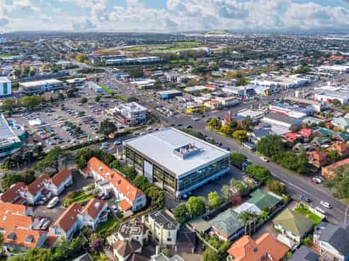 CBRE - High Calibre Office Space