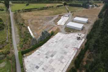 Cheap yard and sheds with options 