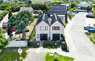 105 Waimumu Road, Massey