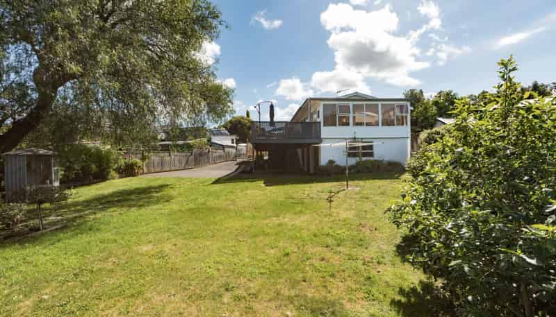 25 Domain Road, Waipawa
