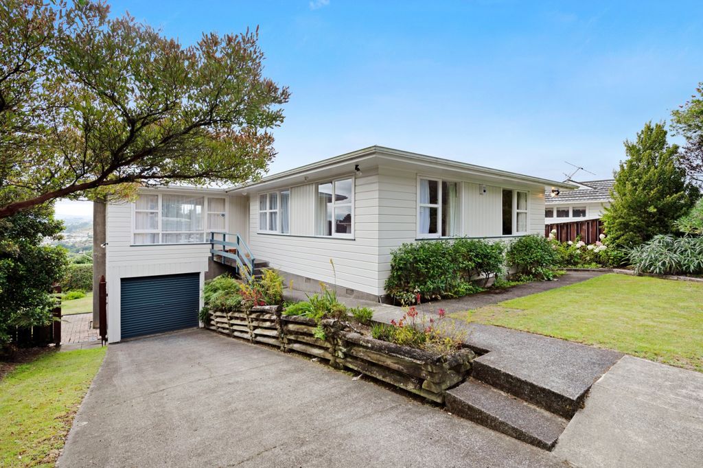 Property value 4 Glen, Tawa realestate.co.nz