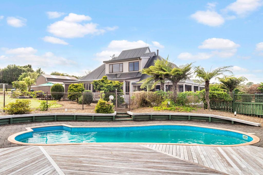 Property value 102 Bombay Road, Bombay realestate.co.nz