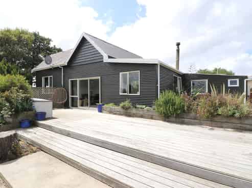 2 Pomona Road West, Lorneville