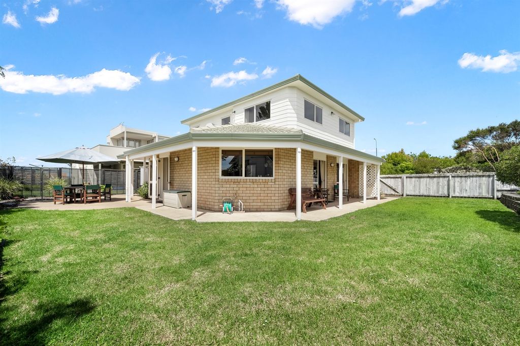 Property value 4 Caversham Drive, Torbay realestate.co.nz