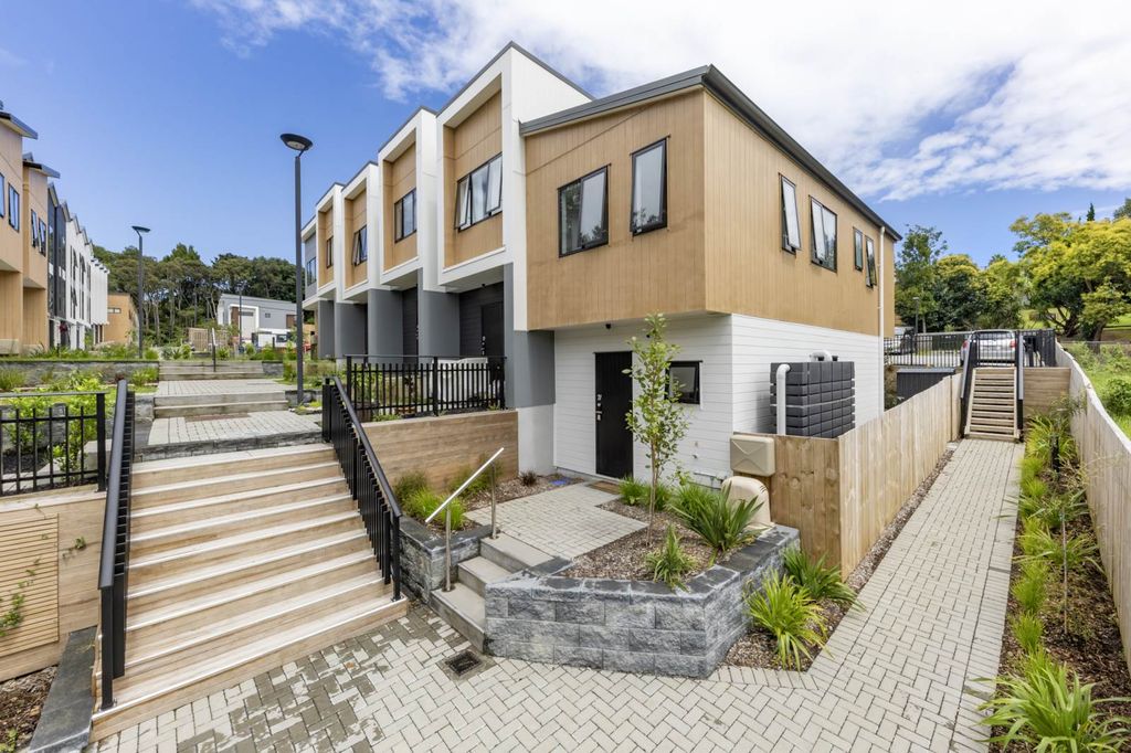 Property value 27 Morihana Close, Glen Eden realestate.co.nz