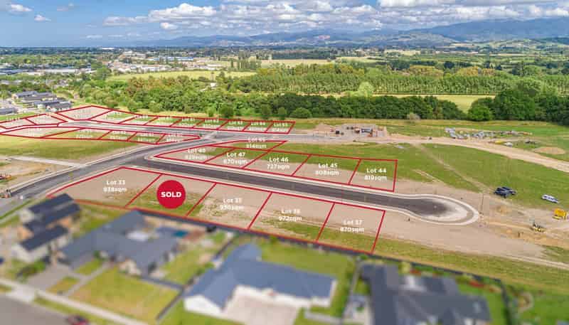 Lot 33 Cashmere Oaks Estate, SH2, Masterton